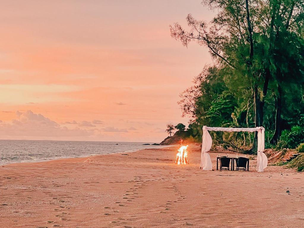 Baba Ecolodge Ko Phra Thong Luaran gambar